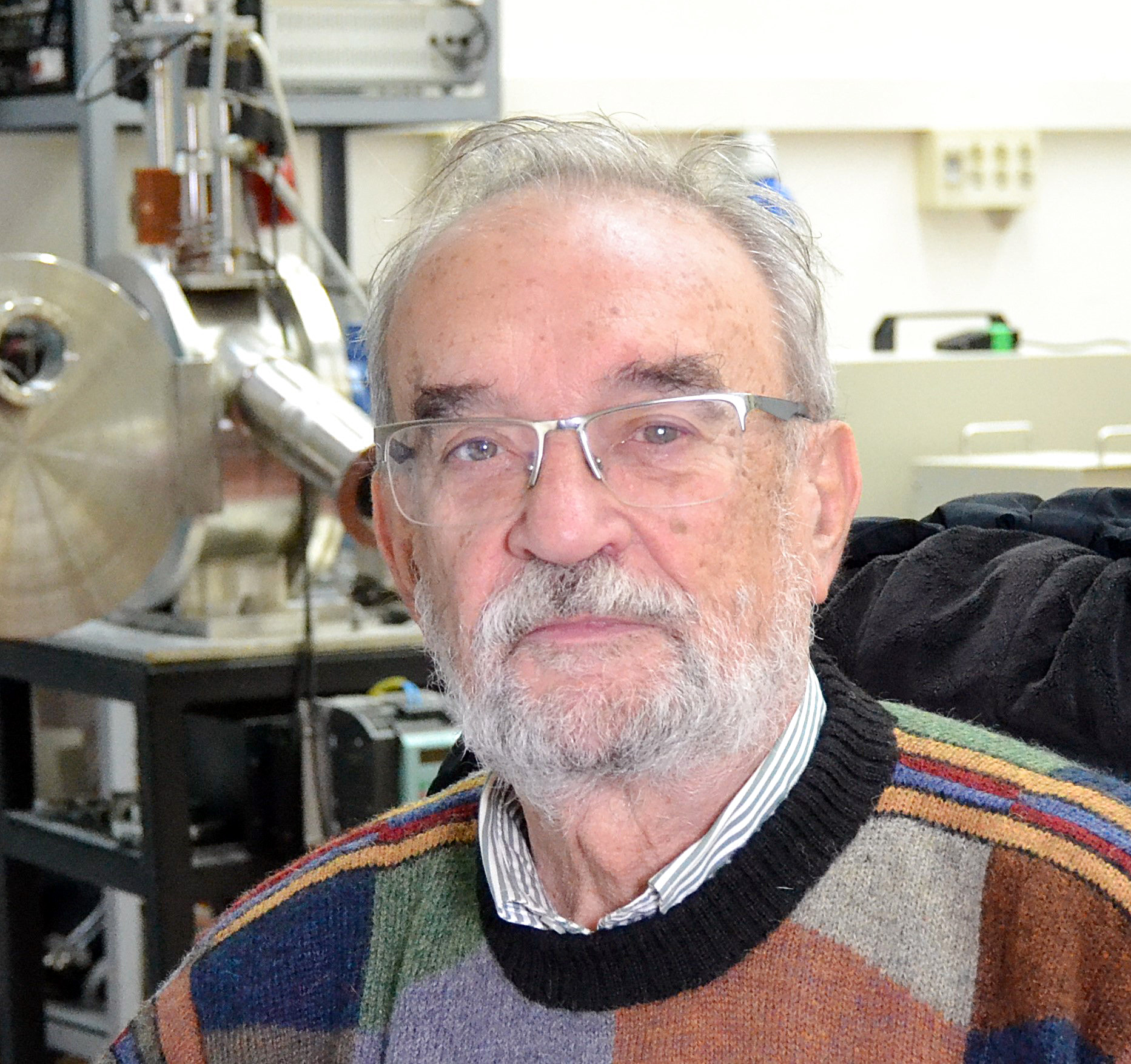 Prof. Dr. Manuel M. VÁZQUEZ (İSPANYA)